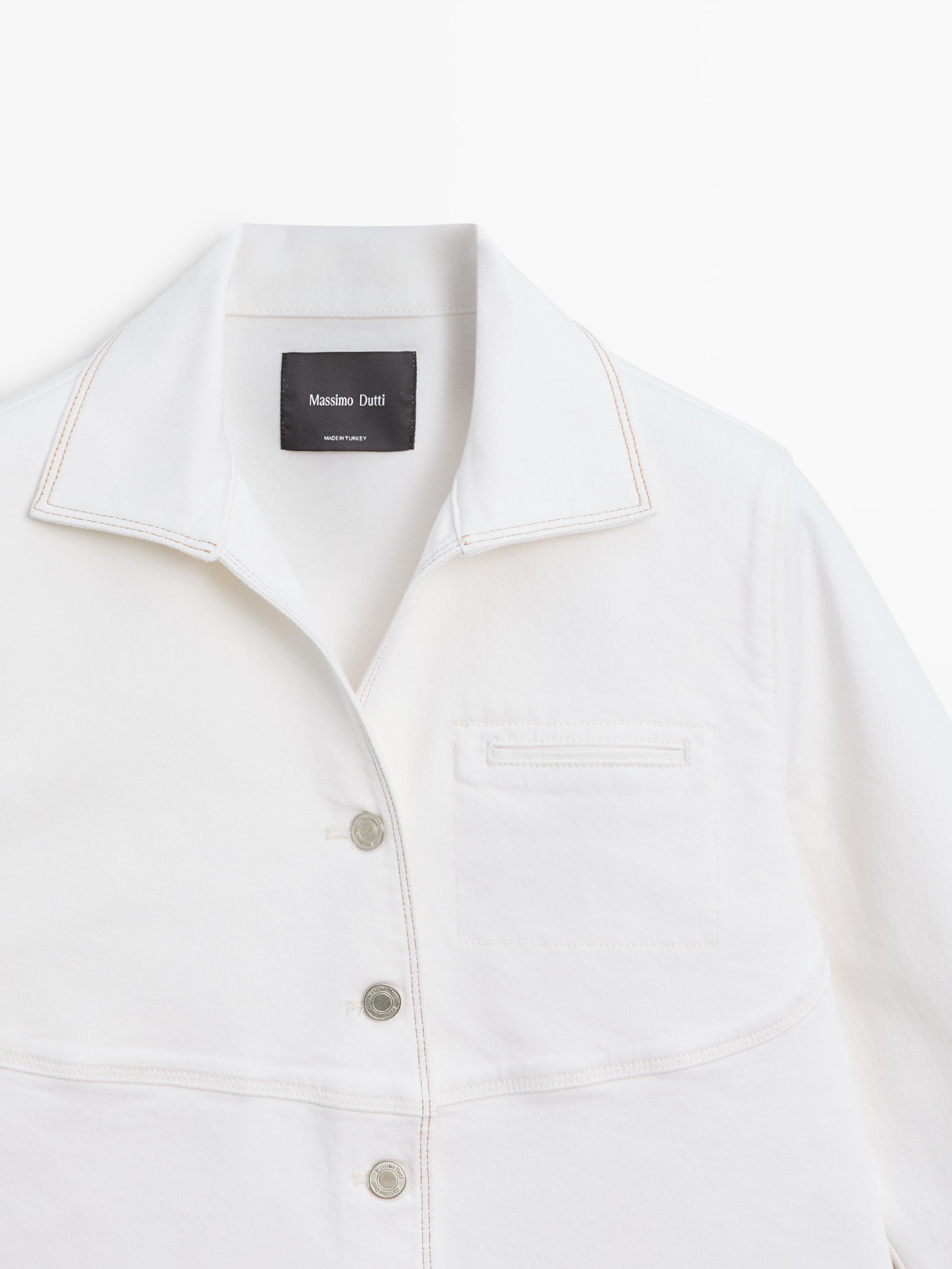 Denim jacket with contrast seam